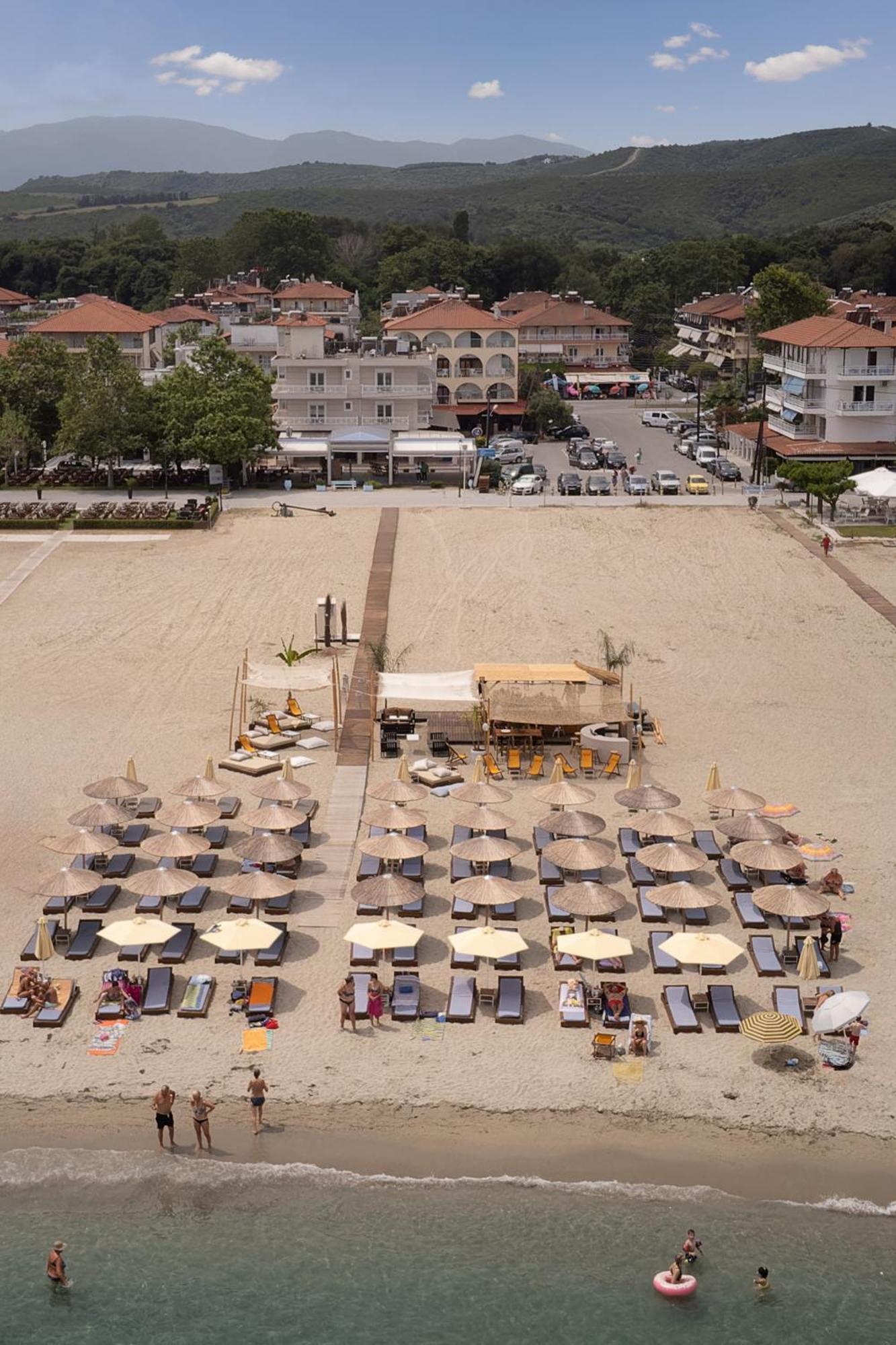 Agyra Seaview Hotel By Panel Hospitality ネイポリ エクステリア 写真