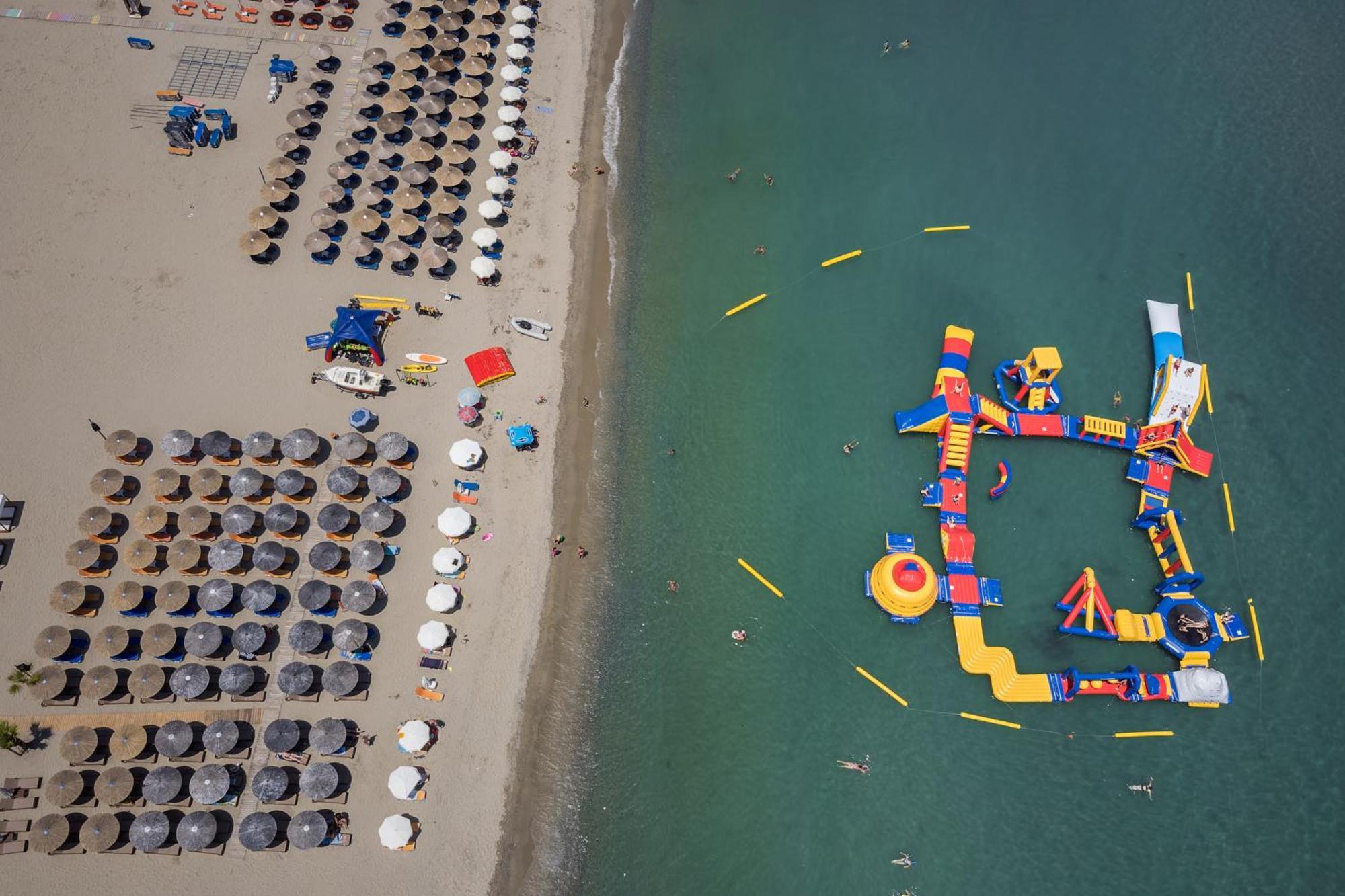 Agyra Seaview Hotel By Panel Hospitality ネイポリ エクステリア 写真