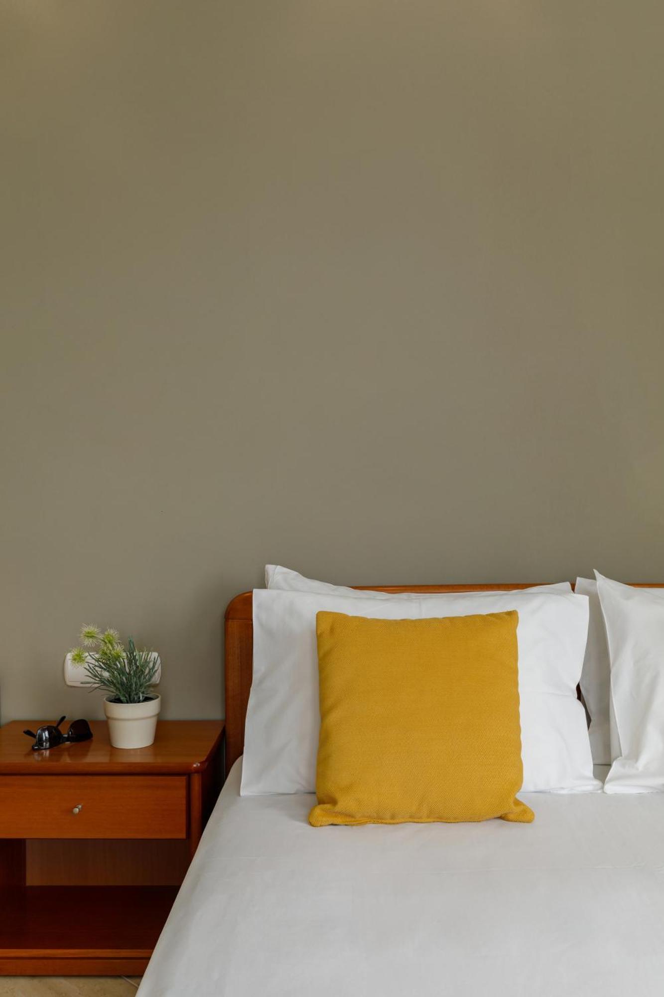 Agyra Seaview Hotel By Panel Hospitality ネイポリ エクステリア 写真