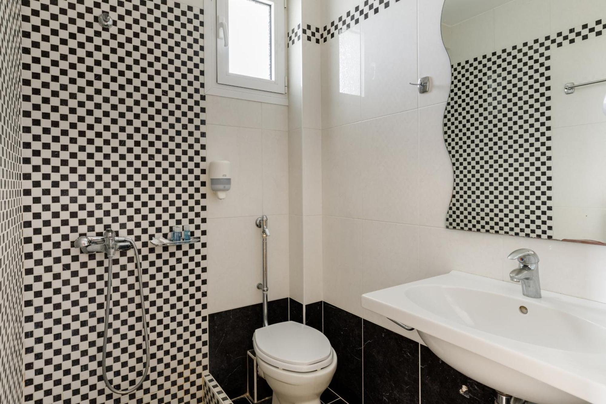 Agyra Seaview Hotel By Panel Hospitality ネイポリ 部屋 写真